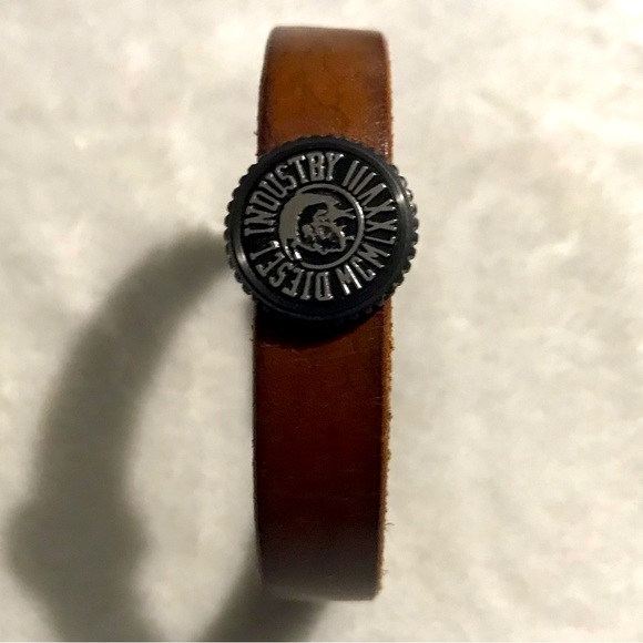 Diesel leather bracelet - Picture 2 of 9